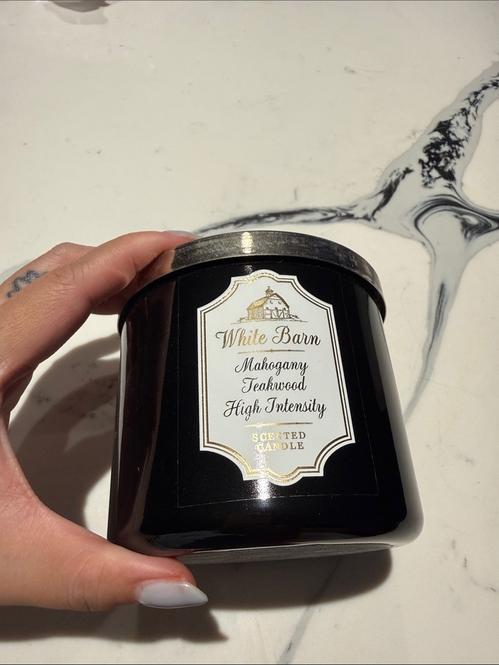White Barn Black and Gold Mahogany Teakwood Scented Candle